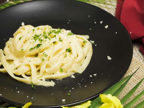 Better Than Macaroni Grill’s Fettuccine Alfredo Recipe