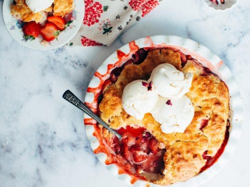 Classic Campfire Cherry Cobbler Recipe, sweet cherry cobbler, fresh cherries and cobbler