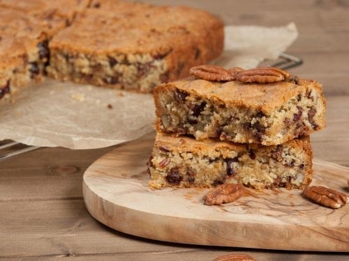 chocolate chip pecan cookie bars