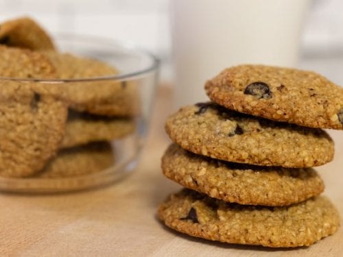 cinnamon spice oatmeal raisin cookies