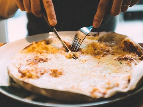 crispy margherita pizza