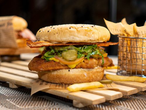 Copycat For Red Robin's California Chicken Burger