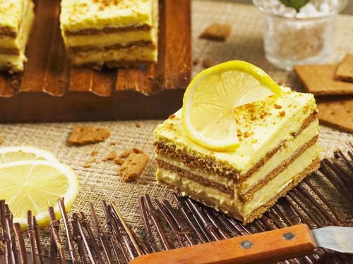 No Bake Lemon Cake With Lemon Zest Frosting