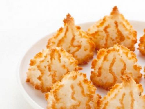 coconut almond macaroons