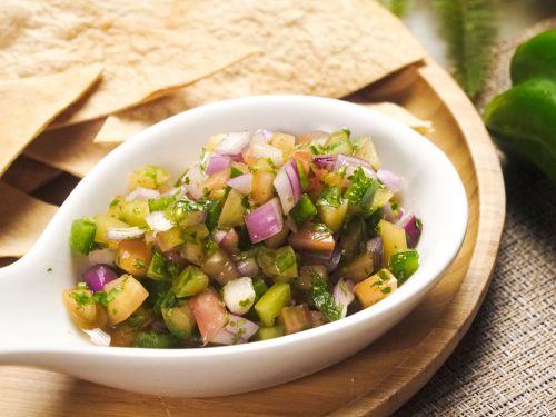 Copycat Chipotle Mild Salsa Pico De Gallo Recipe