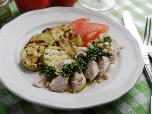 pesto chicken with summer squash