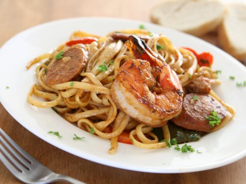 Cajun Jambalaya Pasta Recipe, cajun jambalaya pasta with chicken, shrimp, and sausage