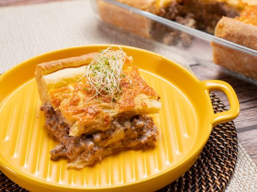 Cheesy Hamburger Crescent Casserole