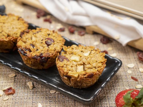 Diabetic Friendly Apple Oatmeal Muffins Recipe, easy and healthy breakfast baked oatmeal muffin recipe