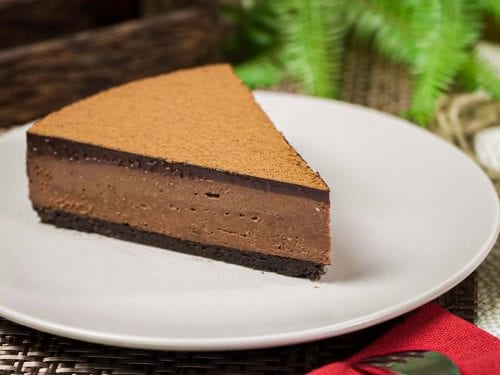 Decadent Chocolate Cheesecake Recipe - Sweet and creamy no bake chocolate cheesecake