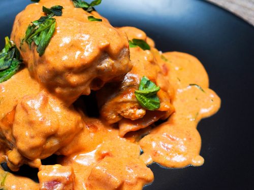 Chicken Roulade with Creamy Tomato Sauce Recipe