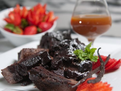 Double Chocolate Bread Pudding Recipe, double chocolate bread pudding with french bread cubes and chocolate chunks