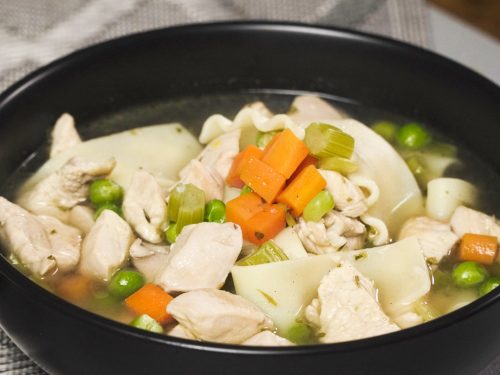 Panera Bread Chicken Noodle Soup Recipe (Copycat), panera bread homestyle chicken noodle soup