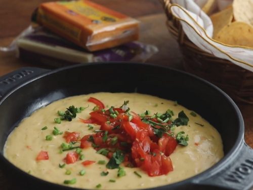 Queso (Mexican Cheese Dip) Recipe