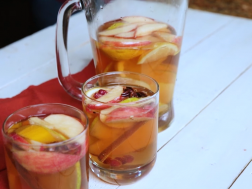 apple-cider-autumn-sangria-recipe