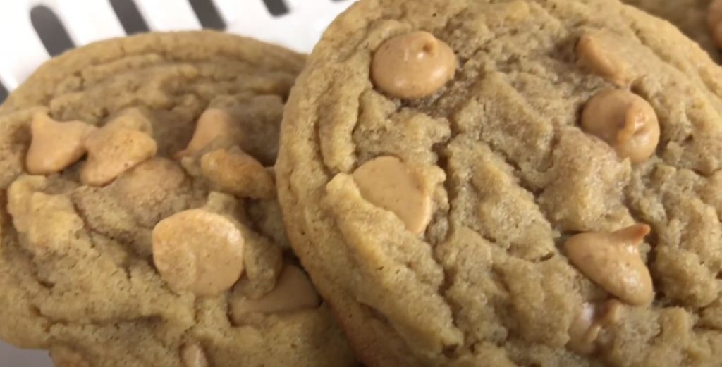 Oatmeal Reese's Peanut Butter Cookies Recipe