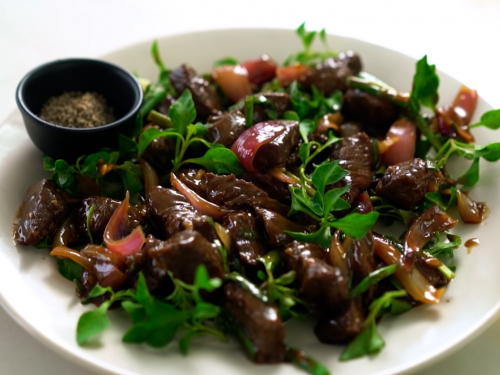 vietnamese-shaking-beef-bo-luc-lac-recipe