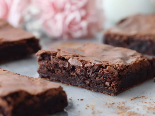 amazing-flourless-brownies-recipe