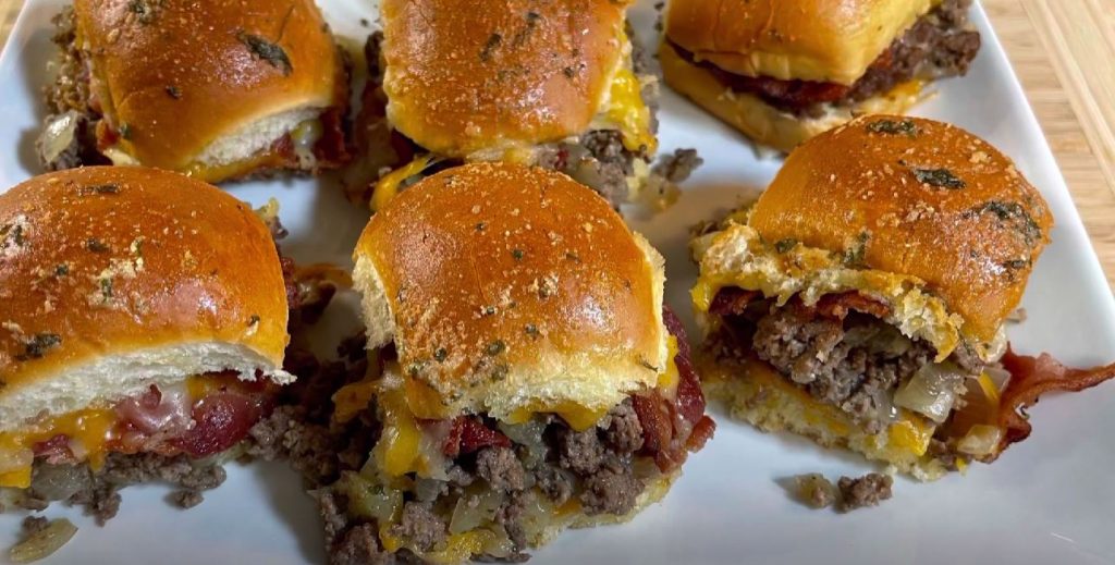 Baked Bacon and Cheese Hawaiian Sliders Recipe