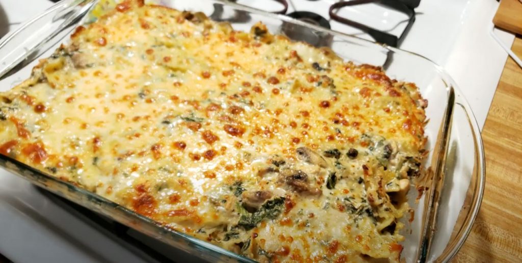 Chicken, Spinach & Almond Pasta Bake Recipe