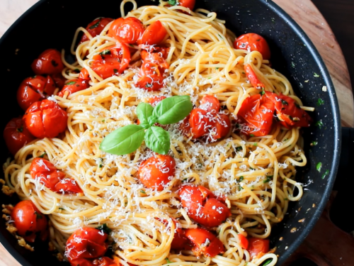 creamy-cherry-tomato-and-summer-squash-pasta-recipe