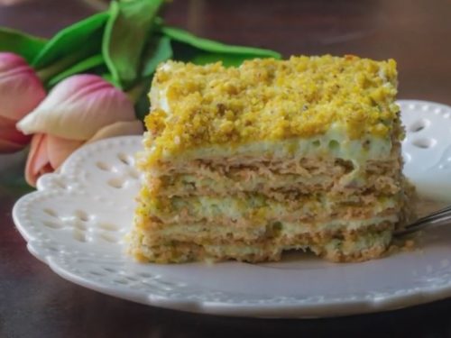 Easy Pistachio English Toffee Icebox Cake Recipe