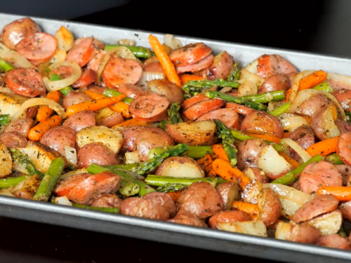 kielbasa-veggie-sheet-pan-dinner-recipe