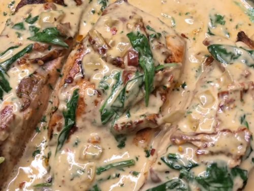 Creamy-Garlic-Butter-Tuscan-Salmon-Recipe