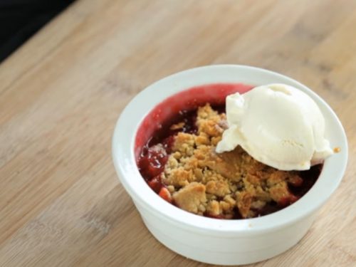 Rhubarb and Raspberry Crumble Recipe