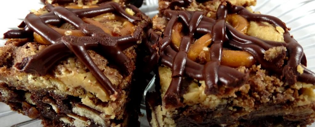 Chocolate Covered Pretzel Peanut Butter Brownies Recipe