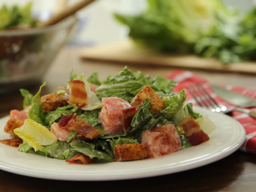 heirloom-blt-salad-with-coconut-bacon-recipe