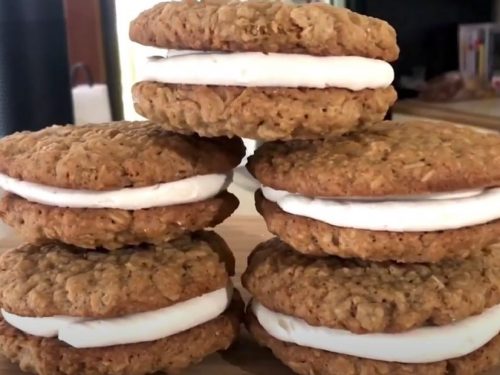 Homemade Oatmeal Creme Pies Recipe