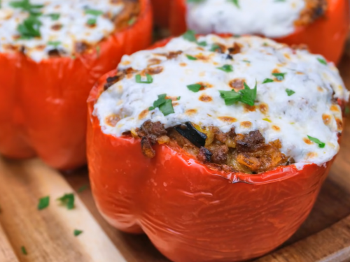 kofta-style-chicken-stuffed-peppers-with-yogurt-mint-sauce-recipe