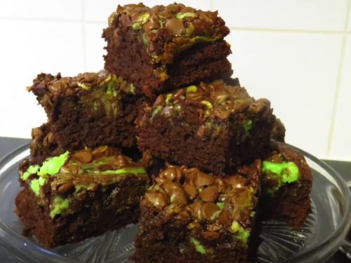 Mint Chocolate Chip Cheesecake Brownies Recipe