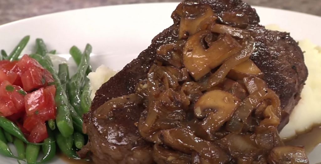 Quick Skillet Steak with Mushrooms Recipe