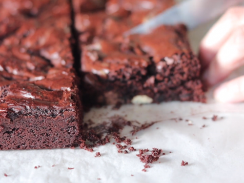 triple-chocolate-pretzel-brownies-recipe