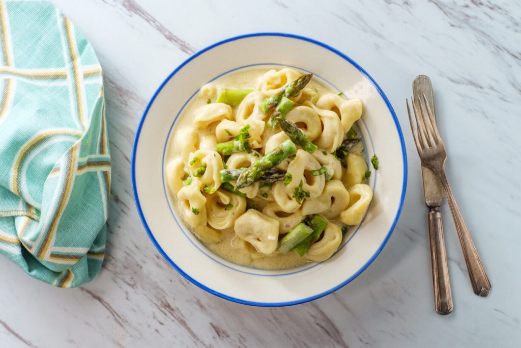 vegetables-and-tortellini-with-cream-sauce-recipe