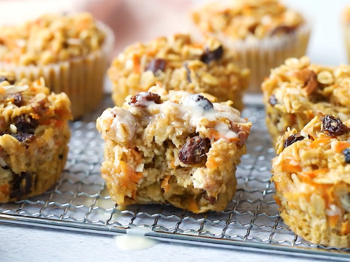 carrot-cake-baked-oatmeal-cup-recipe