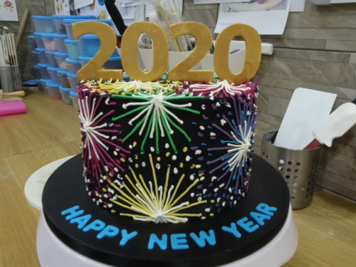 new-year-s-typography-cake-recipe