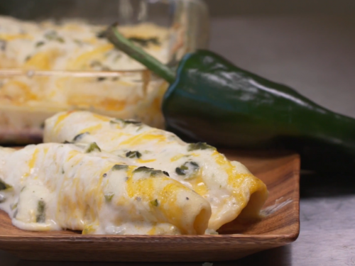 poblano-chile-enchiladas-a-la-gringa-recipe