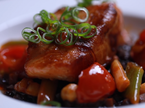 potato-crusted-salmon-with-herb-salad-recipe