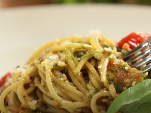 Spaghetti with Parsley Almond Pesto Recipe