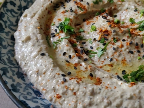 baba-ghanouj-on-pita-recipe