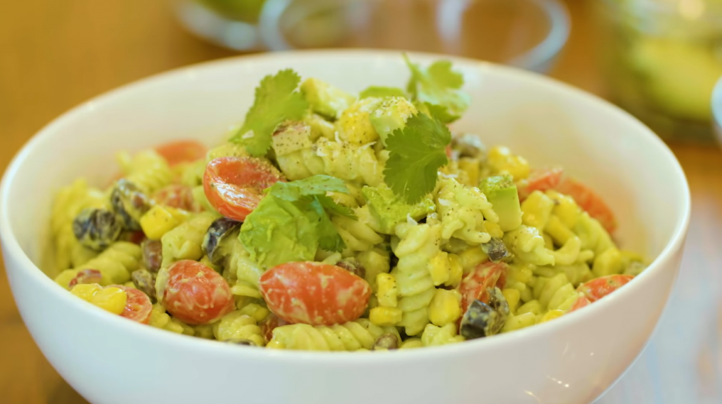 blt-avocado-pasta-salad-recipe