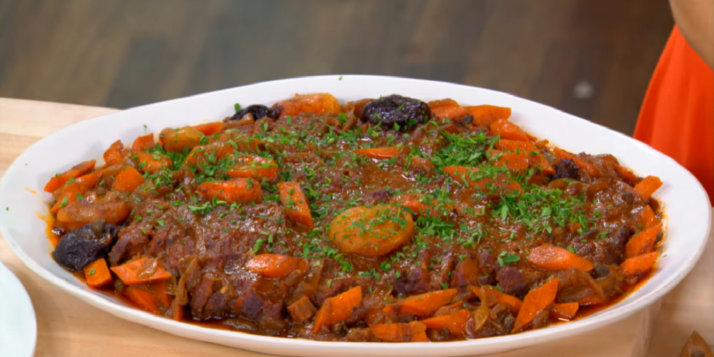 moroccan-style-brisket-with-dried-fruit-&-capers-recipe