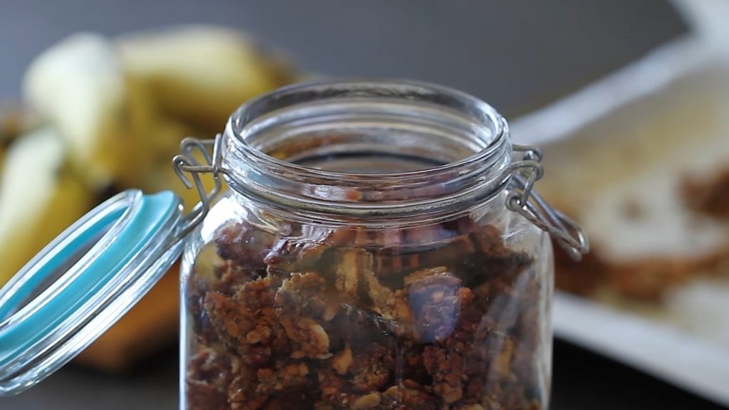 Banana Nutella Granola Recipe