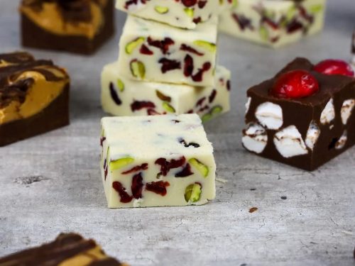 Cherry-Christmas-Fudge-Recipe