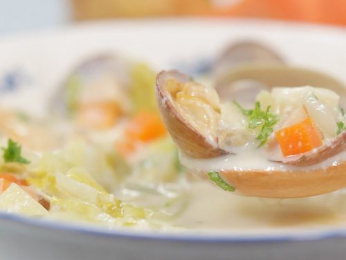 Clam-and-Bell-Pepper-Chowder-Recipe