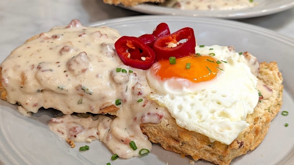 Easter-Brunch-Biscuits-and-Gravy-Recipe