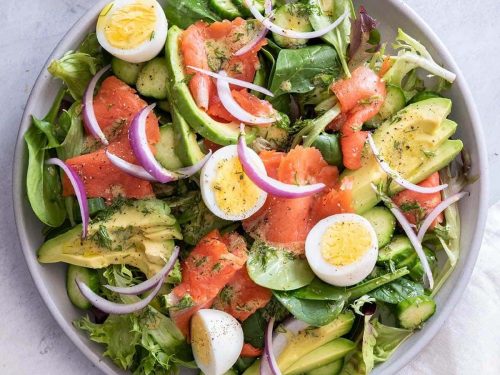 Easter-Salad-with-Smoked-Salmon-and-Dill-Recipe